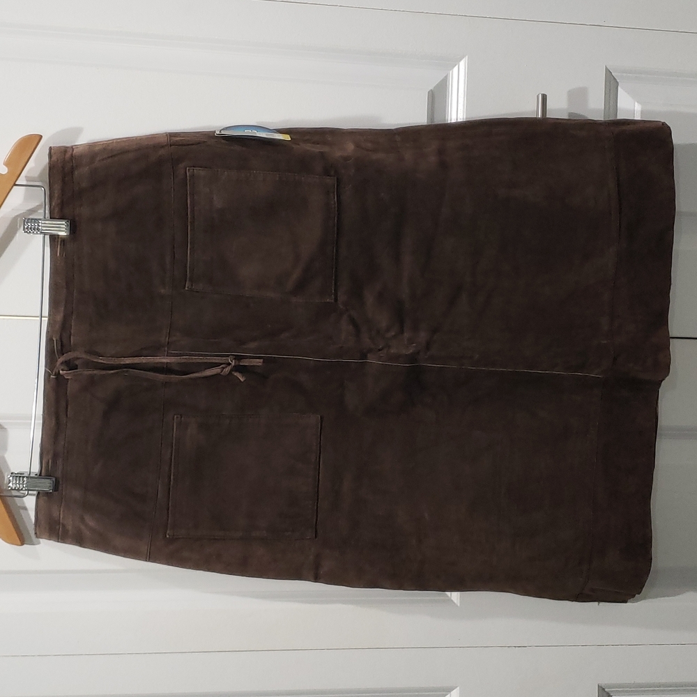 Massini genuine leather wash split skirt.